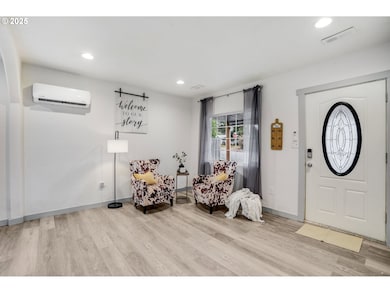 108 South St, Silverton, OR 97381 - photo 6