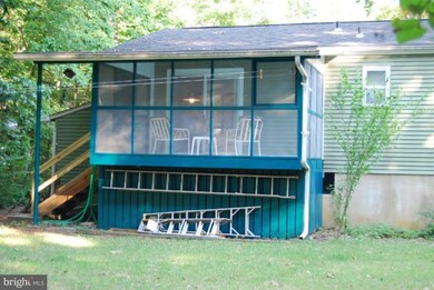 110 Hickory Ln, Annapolis, MD 21403 - photo 4