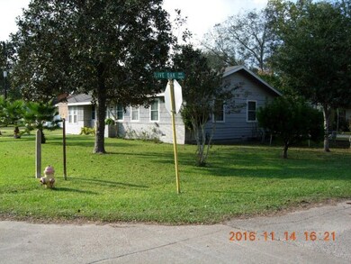 2521 1st St, Bay City, TX 77414 - photo 5