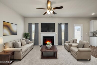 006 Spacious family room STAGED