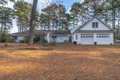 405 Courtney Ln, Callao, VA 22435 - photo 4