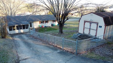 1570 Chuckey Hwy-23