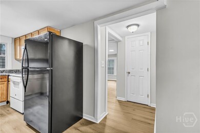 844 E 37th St, Savannah, GA 31401 - photo 7