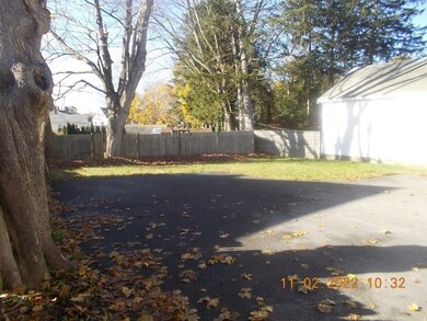 8 Kilton St unit 1, Taunton, MA 02780 - photo 4