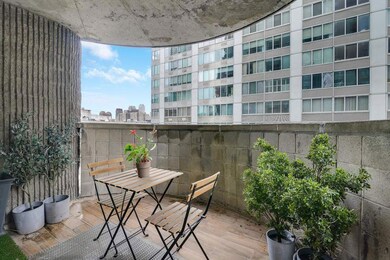 Lincoln Plaza Towers Apartments unit 9C, New York, NY 10023 - photo 5