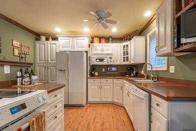 32 Santee Dr, Gansevoort, NY 12831 - photo 6