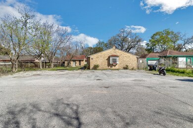 6815 Beachwood St unit 1, Houston, TX 77021 - photo 2