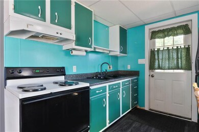 703 Abel Colony Rd, Wind Gap, PA 18091 - photo 7