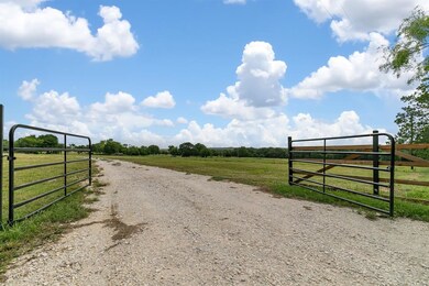 1141 Cr 208, Gainesville, TX 76240 - photo 7