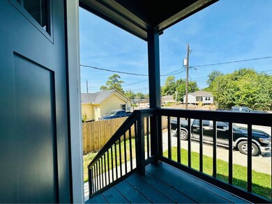 4302 Hirsch Rd unit A, Houston, TX 77026 - photo 4