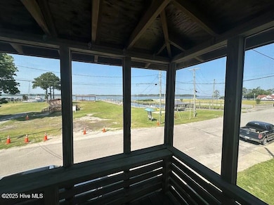 211 Pamlico St unit C, Belhaven, NC 27810 - photo 6