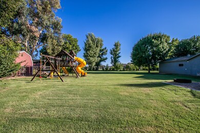 Large Yard & Play Area