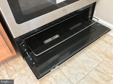 915 Elfin Ave, Capitol Heights, MD 20743 - photo 7