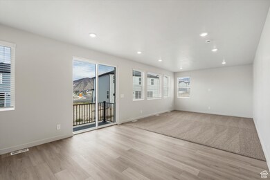 132 W Ebbets unit 255, Tooele, UT 84074 - photo 5