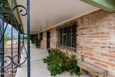 Full length front patio