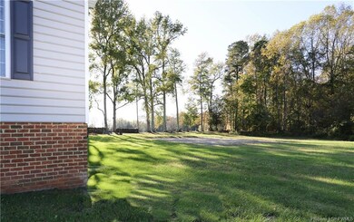 Side Yard abutting Vineyards