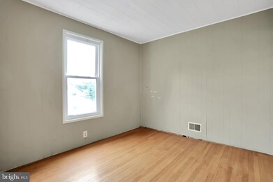 801 N Maple Ave, Brunswick, MD 21716 - photo 6