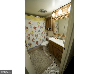 200 Campbell Cir unit E10, Downingtown, PA 19335 - photo 4