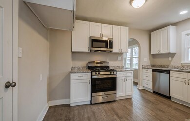 1303 E 29th St, Anderson, IN 46016 - photo 6