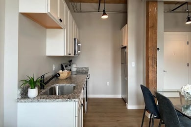 110 E Hollis St unit 326, Nashua, NH 03060 - photo 3