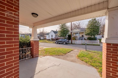 217 Lagrange St, Pulaski, VA 24301 - photo 3