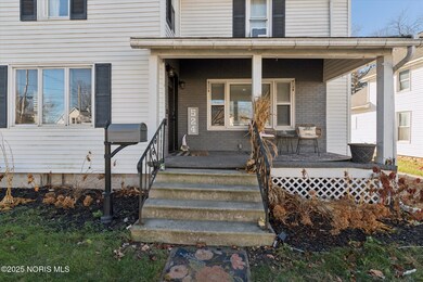 06-524 E Elm St Wauseon, OH 43567-Windo