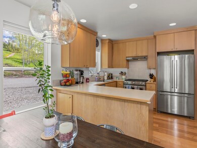 165 Alexander Overlook-007-004-C12A8099-