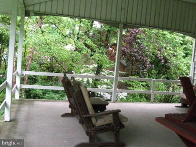 407 N Lehigh St, Tamaqua, PA 18252 - photo 7