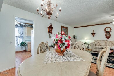 10238 W Palmeras Dr, Sun City, AZ 85373 - photo 7