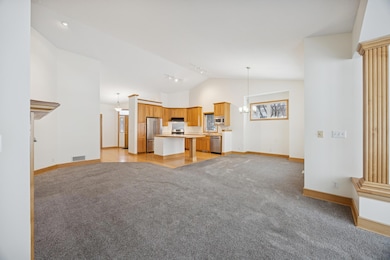 519 Holly Ln N, Saint Paul, MN 55128 - photo 4