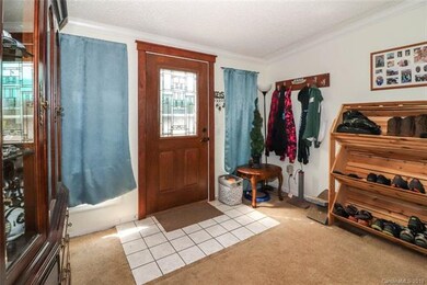 112 Sweetwater Dr unit 19, Statesville, NC 28625 - photo 4