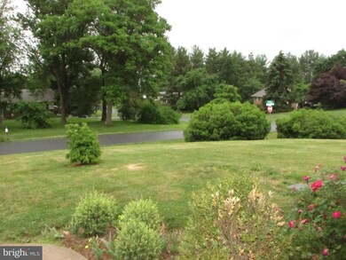 5600 Calvert Dr, Frederick, MD 21703 - photo 4