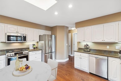 15655 17th Place N, Plymouth, MN 55447 - photo 6