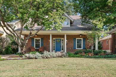 View of front of house with a front yard