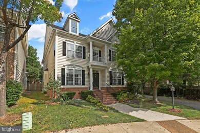 9778 Maple Trace Cir, Fairfax, VA 22032 - photo 3