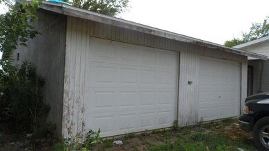 2 car garage