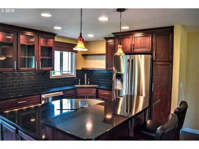 601 Rowan Ave, Springfield, OR 97477 - photo 5