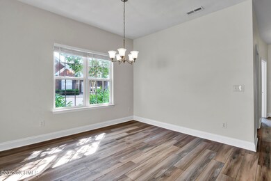 P4266938