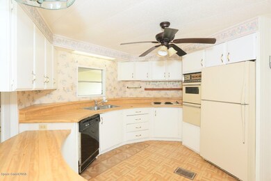 737 Barefoot Blvd - Kitchen Update