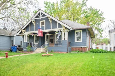 3718 4th St, Des Moines, IA 50313 - photo 2