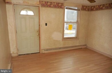 339 S 3rd St, Columbia, PA 17512 - photo 5