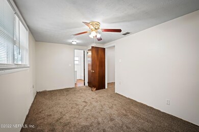 JAXREP_203_S_Highland_Ave_Green_Cove_Spr