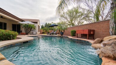 2047 E Mead Pl-45
