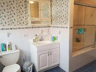 39 W 9th St unit 2, Bayonne, NJ 07002 - photo 2