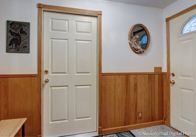7420 Tyone Ct, Anchorage, AK 99504 - photo 4