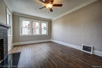 172 Nelson St, Pontiac, MI 48342 - photo 5