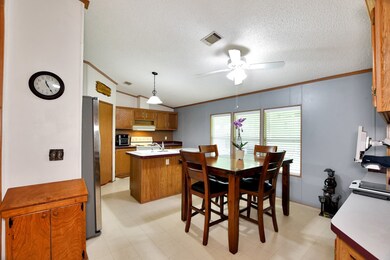 16303 Cecilia Cir, Magnolia, TX 77355 - photo 7