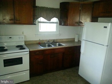 349 W 9th St, Front Royal, VA 22630 - photo 6