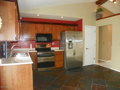 8705 Nansen Ct, Louisville, KY 40228 - photo 6