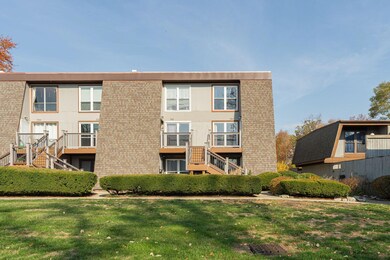 746 Worthington Place